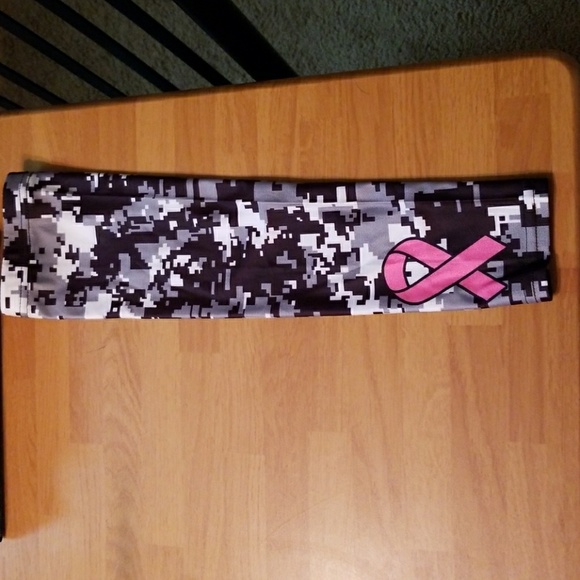 Breast cancer awareness compression sleeve - Picture 1 of 1